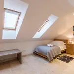 Varos Apartment