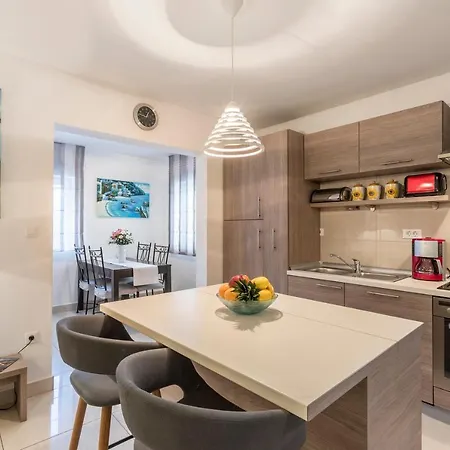 Apartment Varos Split